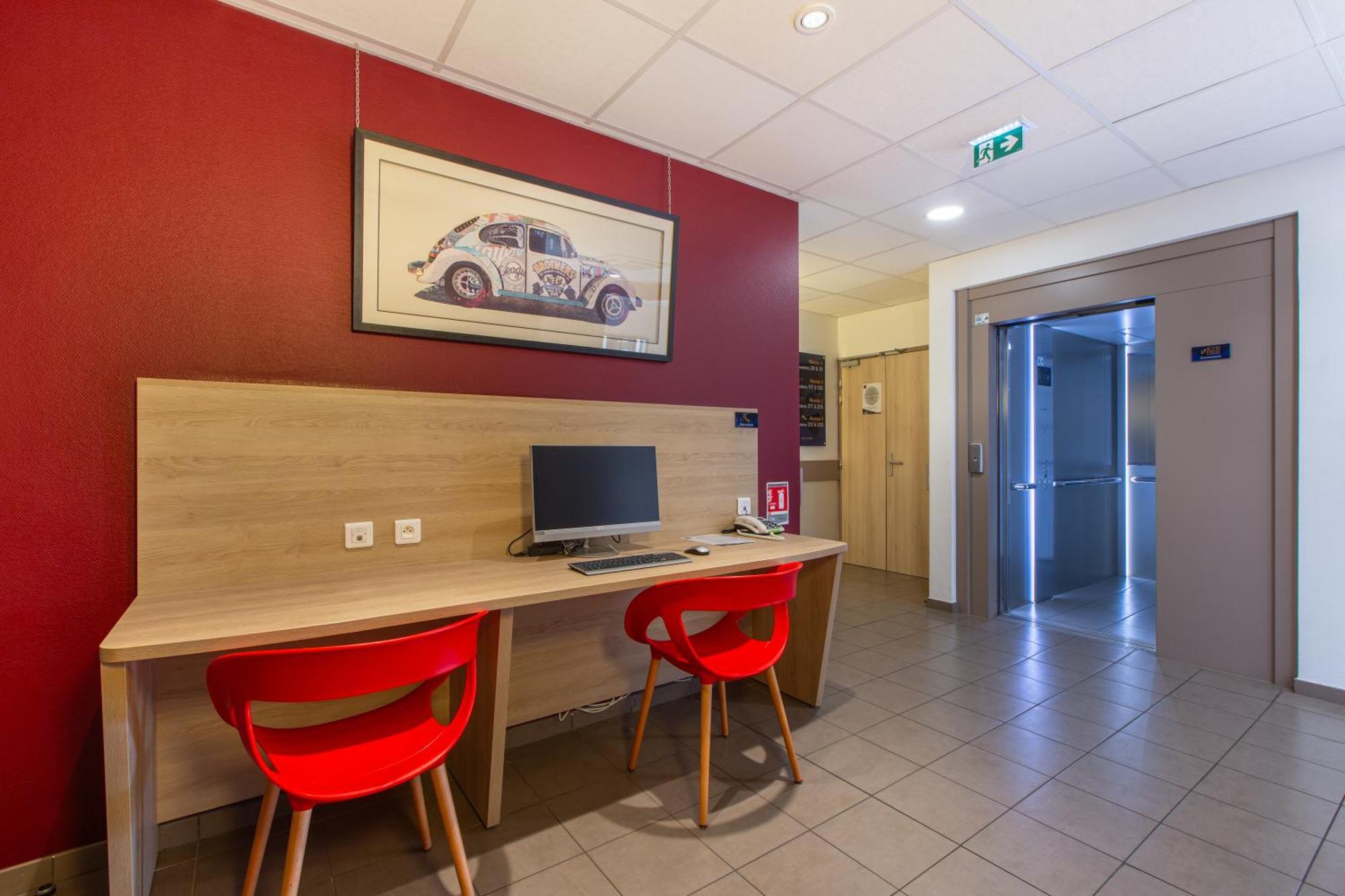 Ace Hotel Le Mans Saint-Saturnin  Exterior photo