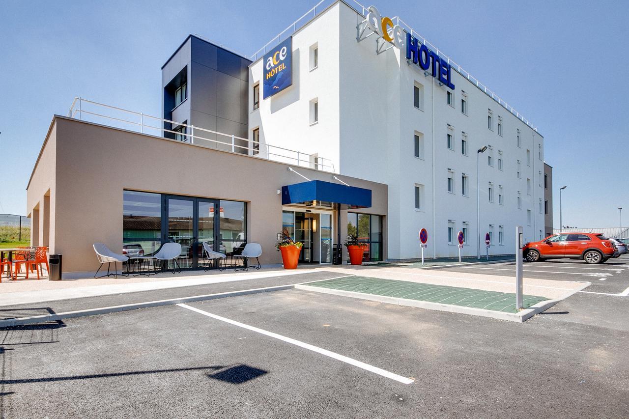 Ace Hotel Le Mans Saint-Saturnin  Exterior photo